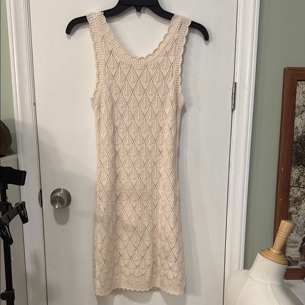 Elegant Cream Knit Sleeveless Dress